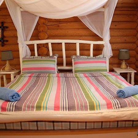 Boutigue Hotel Nebesa Chimgan Esterno foto