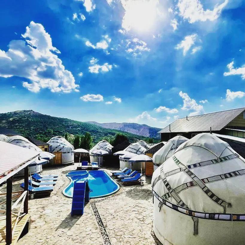 Boutigue Hotel Nebesa Chimgan Esterno foto