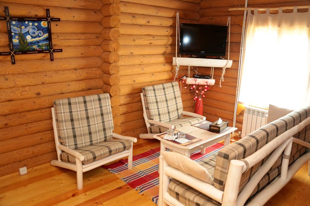 Boutigue Hotel Nebesa Chimgan Esterno foto